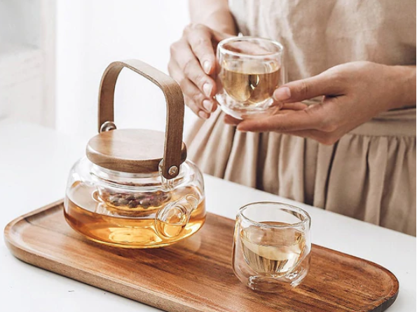 How to Brew Tea Using Glass Teapot