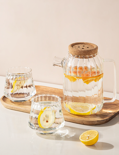 glass-water-pitcher-with-lid