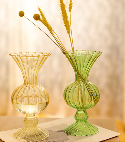 puffy-ribbed-glass-vase
