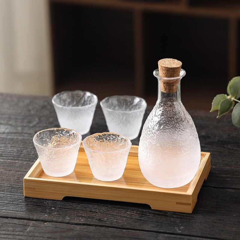 cloud-collection-japanese-style-glass-sake-set