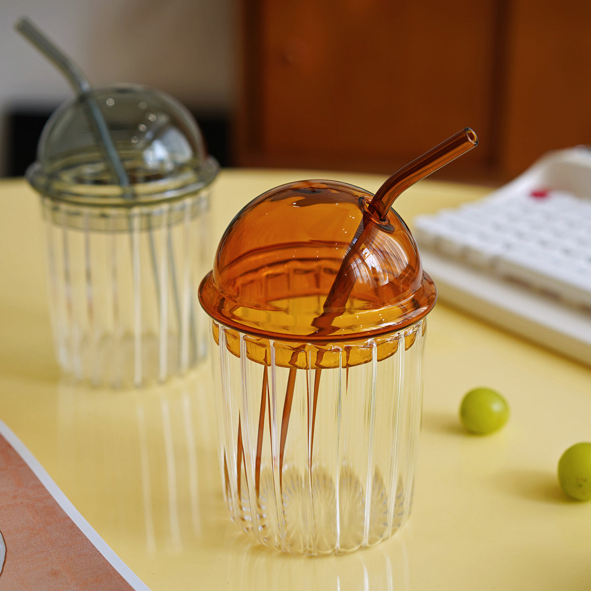 Drinking Glasses with Dome Lids and Glass Straw Can Shaped Glass