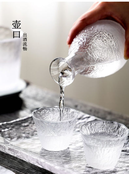 cloud-collection-japanese-style-glass-sake-set